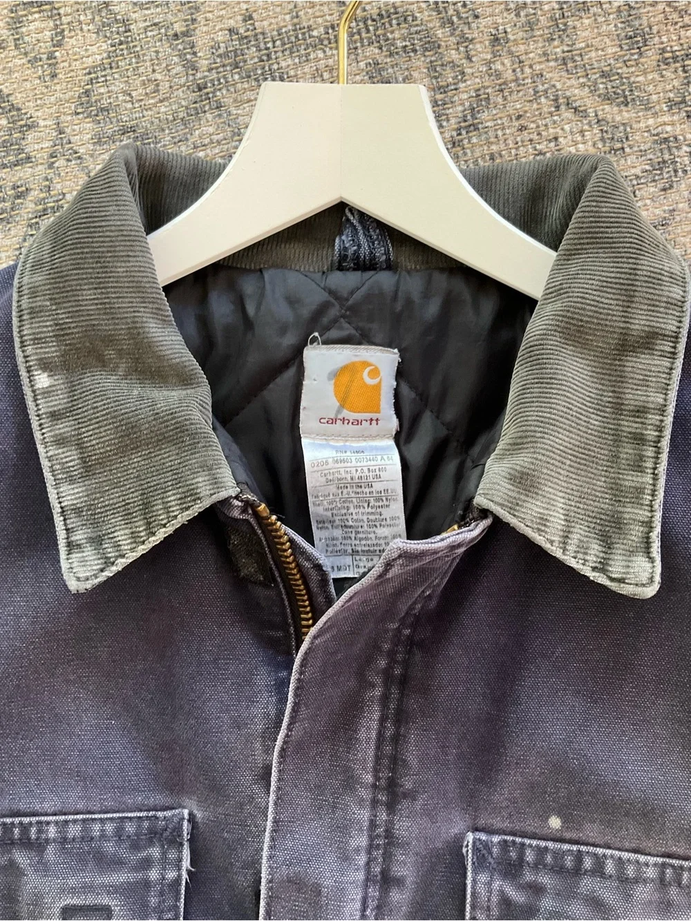 Vintage Carhartt Distressed Chore Jacket Navy Blue Mens Size L C26 MDT